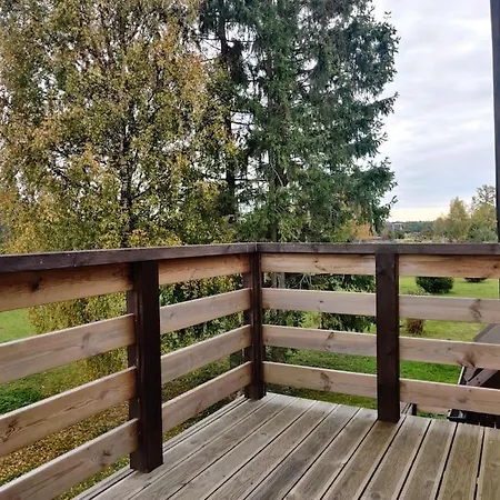 Ilvese Lintsi Joe Kaldal Vakantiehuis Aenari